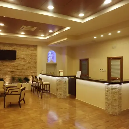 מלון Moderno 3*