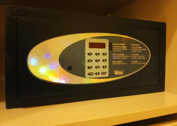 Moderno ホテル バーリ