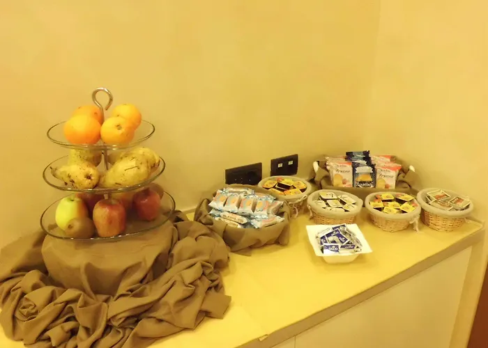 Moderno ホテル 3*