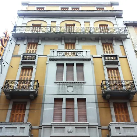 Moderno Bari