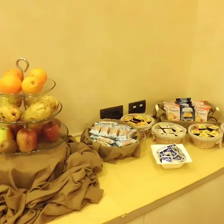 Moderno Hotel 3*