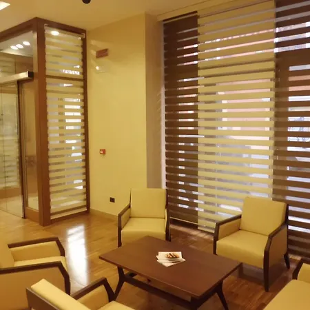 Moderno 3* Барі