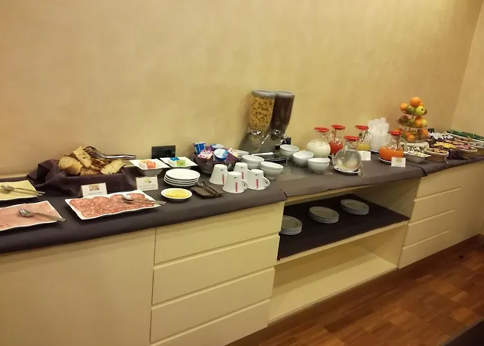 מלון Moderno בארי