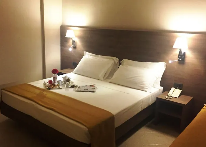 מלון Moderno בארי